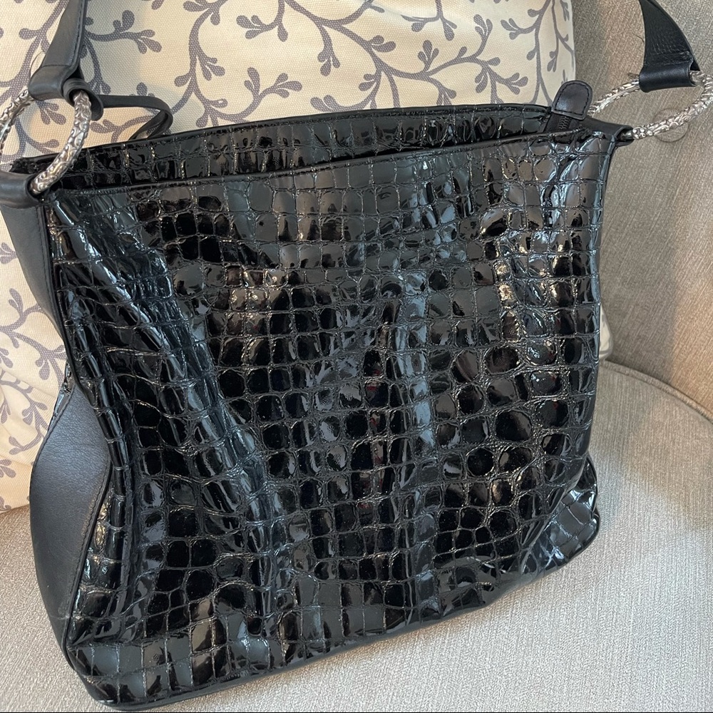 Beautiful Pre-Owned Black Brighton Purse